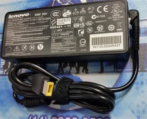Fonte Para Notebook ( Lenovo ) 20V 3.25A Plug Retangular USB