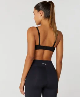 TOP ESSENCIAL COM REGULAGENS