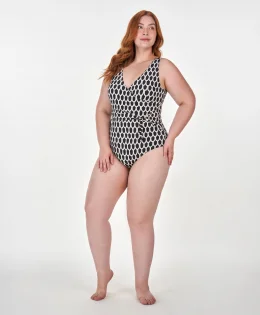 MAIO TRANSPASSADO COM ARGOLA PRETO E BRANCO PLUS