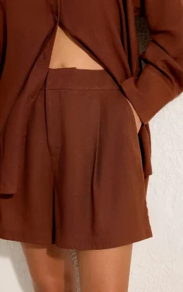 SHORT ALFAIATARIA MARROM CAPUCCINO