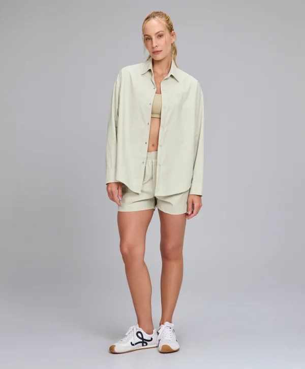 SHORTS LISTRADO SOBREPOSTO