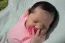 Beb Emilia, dos papais Beatriz Caroline e Luis Felipe. Foto 1
