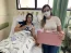 Hospital Unimed Bauru promove aes do Outubro Rosa com dia de beleza e entrega de brindes de maquiagem. Foto 43