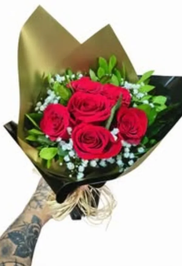 �6 Rosas papel black