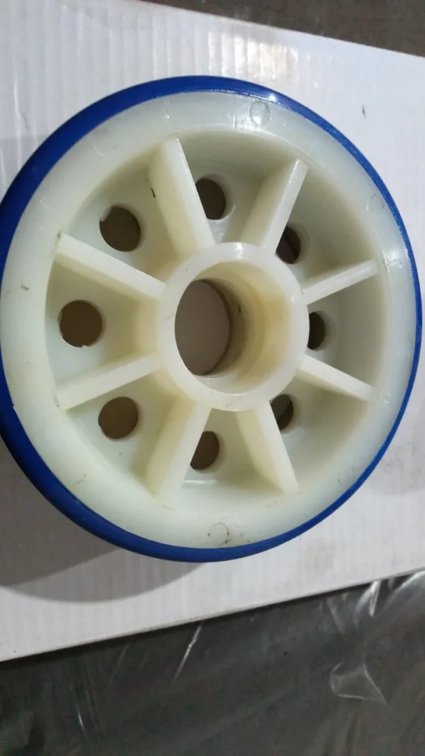 Roda Direcional Nylon/PU 173 x 60