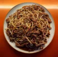 1/2 Carne Desfiada Com Moyashi 1/2 Carne Desfiada Com Moyashi