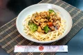 1/2 Yakisoba de Frango 1/2 Yakisoba de Frango