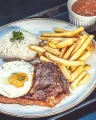 Opção 04: Pê-Efe Tayu 02: Bife à cavalo