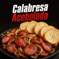 Calabresa Acebolada