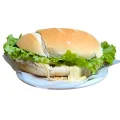 Lanche Misto Quente com Salada