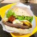 79 - Hambúrguer, catupiry, bacon, milho, queijo prato tomate e alface. 79 - Hambúrguer, catupiry, bacon, milho, queijo prato tomate e alface.