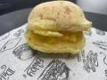 32 - Pão de Queijo Catupiry e Milho 32 - Pão de Queijo Catupiry e Milho