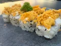 Uramaki filadelfia com kimushi e Doritos Uramaki filadelfia com kimushi e Doritos