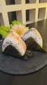 ONIGIRI SALMÃO GRELHADO ONIGIRI SALMÃO GRELHADO