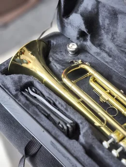 Trompete Laq Ftr-100l @  K Wind