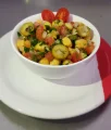 SALADA DE GRÃO DE BICO AO VINAGRETE SALADA DE GRÃO DE BICO AO VINAGRETE
