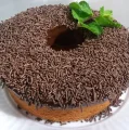BOLO DE CENOURA COM COBERTURA DE CHOCOLATE BOLO DE CENOURA COM COBERTURA DE CHOCOLATE