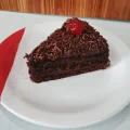 Bolo de Brigadeiro (fatia) Bolo de Brigadeiro (fatia)