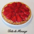 TORTA DE MORANGO (800G) TORTA DE MORANGO (800G)
