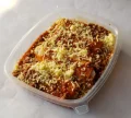 CANELONI DE PRESUNTO E QUEIJO COM MOLHO sugo e branco CANELONI DE PRESUNTO E QUEIJO COM MOLHO sugo e branco