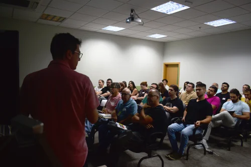 Cehub capacita m�dicos e estudantes em inova��o tecnol�gica na ultrassonografia para emerg�ncias e UTI (1� EDI��O)