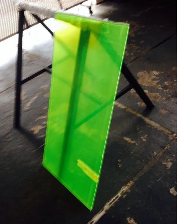 Chapa Acrilica Colorida Verde Fluorescente 1000x500mm Esp. 3,0mm