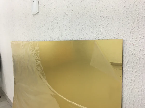 Chapa Acrilica Espelhada Dourada 1000x500mm Esp. 2,0mm