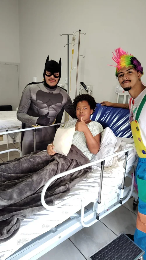 Hospital Beneficncia Portuguesa comemora Dia das Crianas com uma lembrana para os pacientes internados