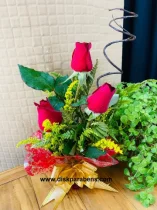 ARRANJO DE 3 ROSAS