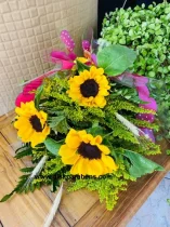 RAMALHETE COM 3 GIRASSOL