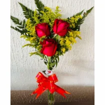 RAMALHETE C/ 3 ROSAS