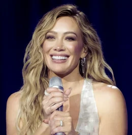 Excursão - Hilary Duff