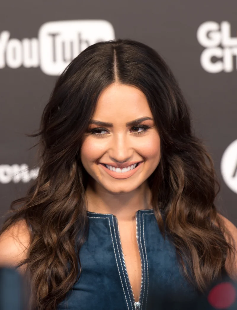 Demi Lovato comemora seu aniversrio de 26 anos em recuperao aps overdose
