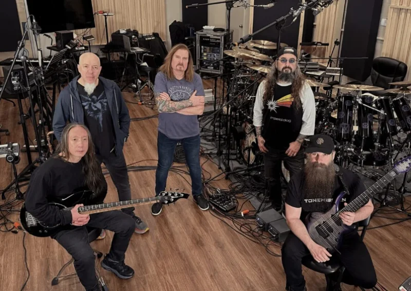 O Retorno Triunfal de Mike Portnoy: Dream Theater Anuncia Turn de 40 Anos