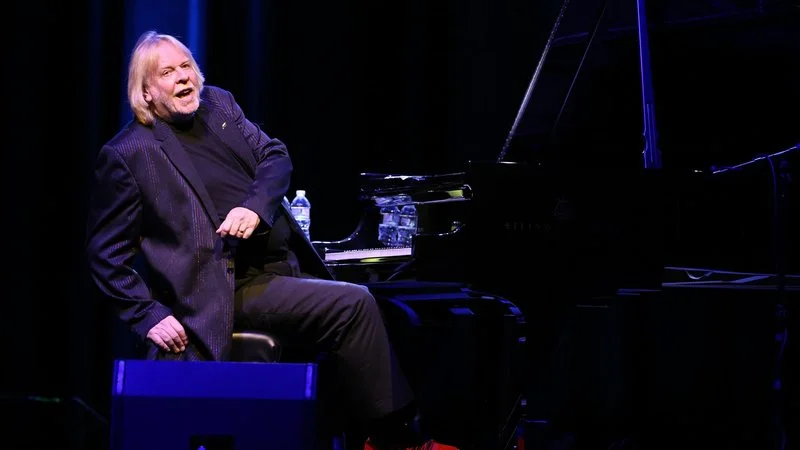 A Ideia de Rick Wakeman para Salvar a Indstria Musical