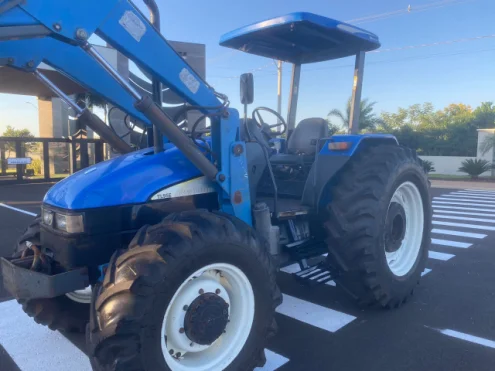 imagem do produto TRATOR NEW HOLLAND TL 95 CONJUNTO LMINA, CONCHA E PALETEIRA ano 2012