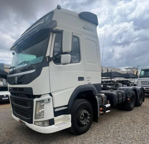 imagem do produto Caminho Cavalo Mecnico Volvo FM 380  I-Shift 6x2 Ano 2016