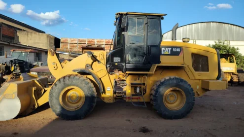 imagem do produto P Carregadeira Caterpillar 924k Ano 2014