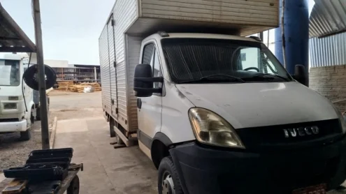 imagem do produto Caminho Ba Fechado Iveco Daily 35s14Ano 2018