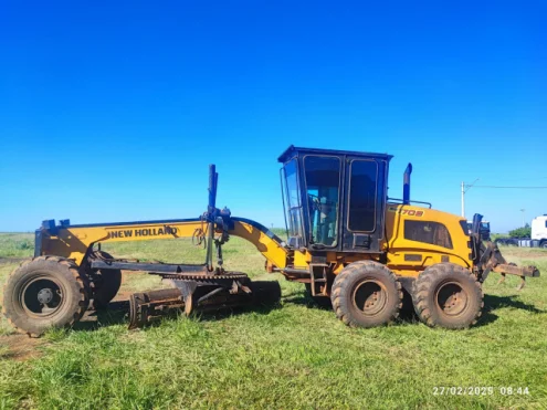 imagem do produto Motoniveladora New Holland RG 170 Ano 2008
