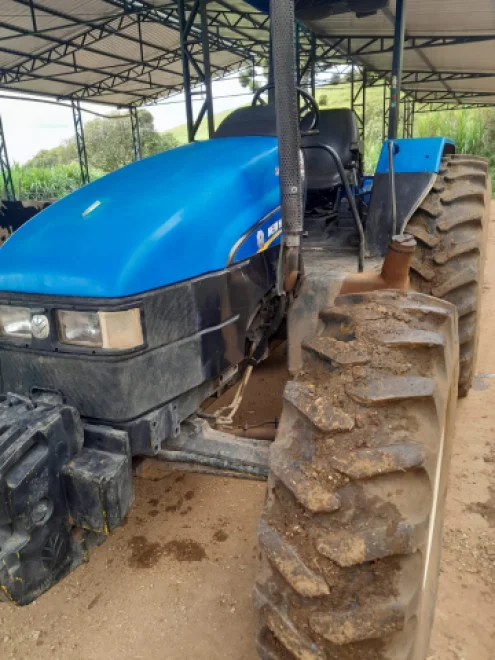imagem do produto Trator New Holland TL 85eAno 2013