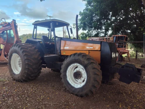 imagem do produto Trator Valtra BH180 Ano 2004