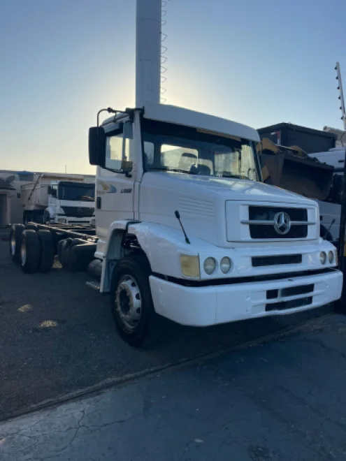 imagem do produto Caminhão Mercedes Benz 1620 no Chassi Ano 2003