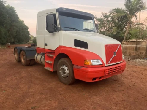 imagem do produto Caminho Cavalo Mecnico Volvo NH12 380 Ano 2002