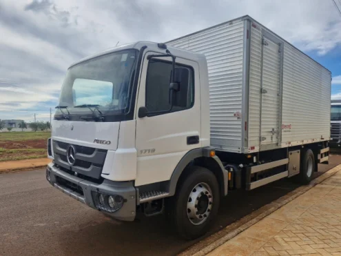 imagem do produto Caminhão Oficina Mercedes 1719 Ano 2022