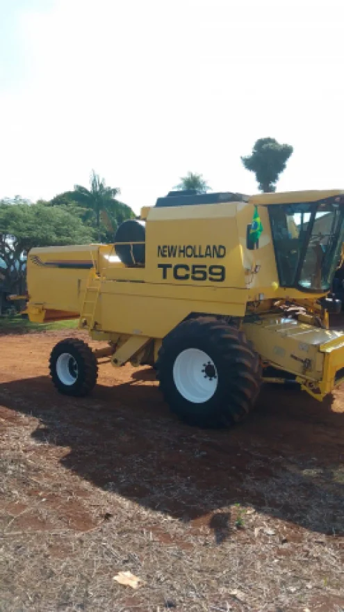 imagem do produto Colheitadeira New Holland TC 59 Ano 2002