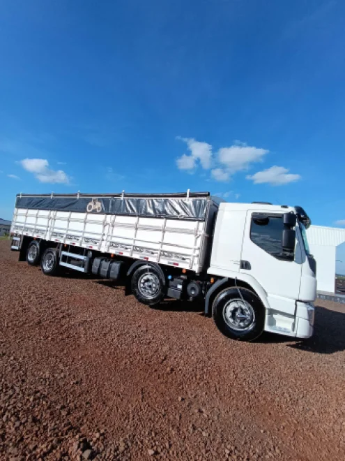 imagem do produto Caminho Carroceria Graneleiro Volvo VM330 Ano 2022