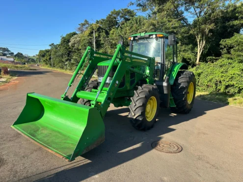 imagem do produto Trator John Deere 6135J Ano 2019
