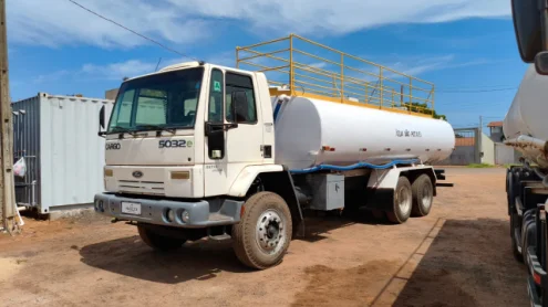 imagem do produto Caminh�o Pipa Ford Cargo 5032e Ano 2007