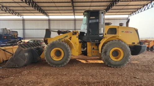 imagem do produto P� Carregadeira New Holland W190 Ano 2010
